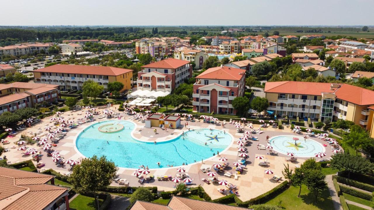 Pini Village Lido Altanea Caorle Exterior photo